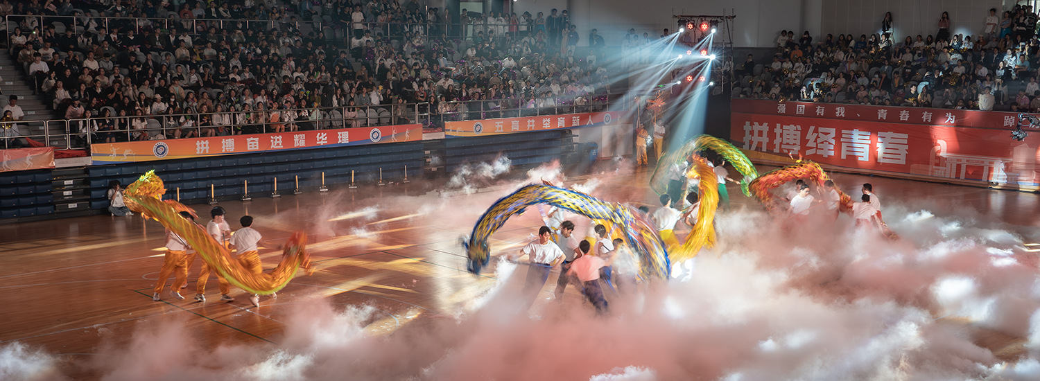 李冰冰三刷新疆滑雪场，明星效应如何引爆冰雪经济？